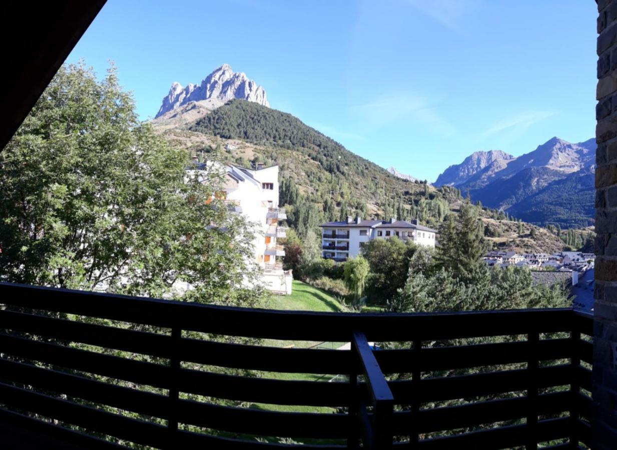 Excelsior. Espectacular Y Exclusivo Apartamento En Sallent De Gallego. Eksteriør billede